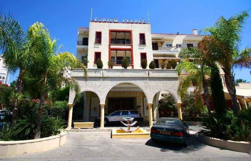 Curium Palace Hotel Limassol Exterior photo